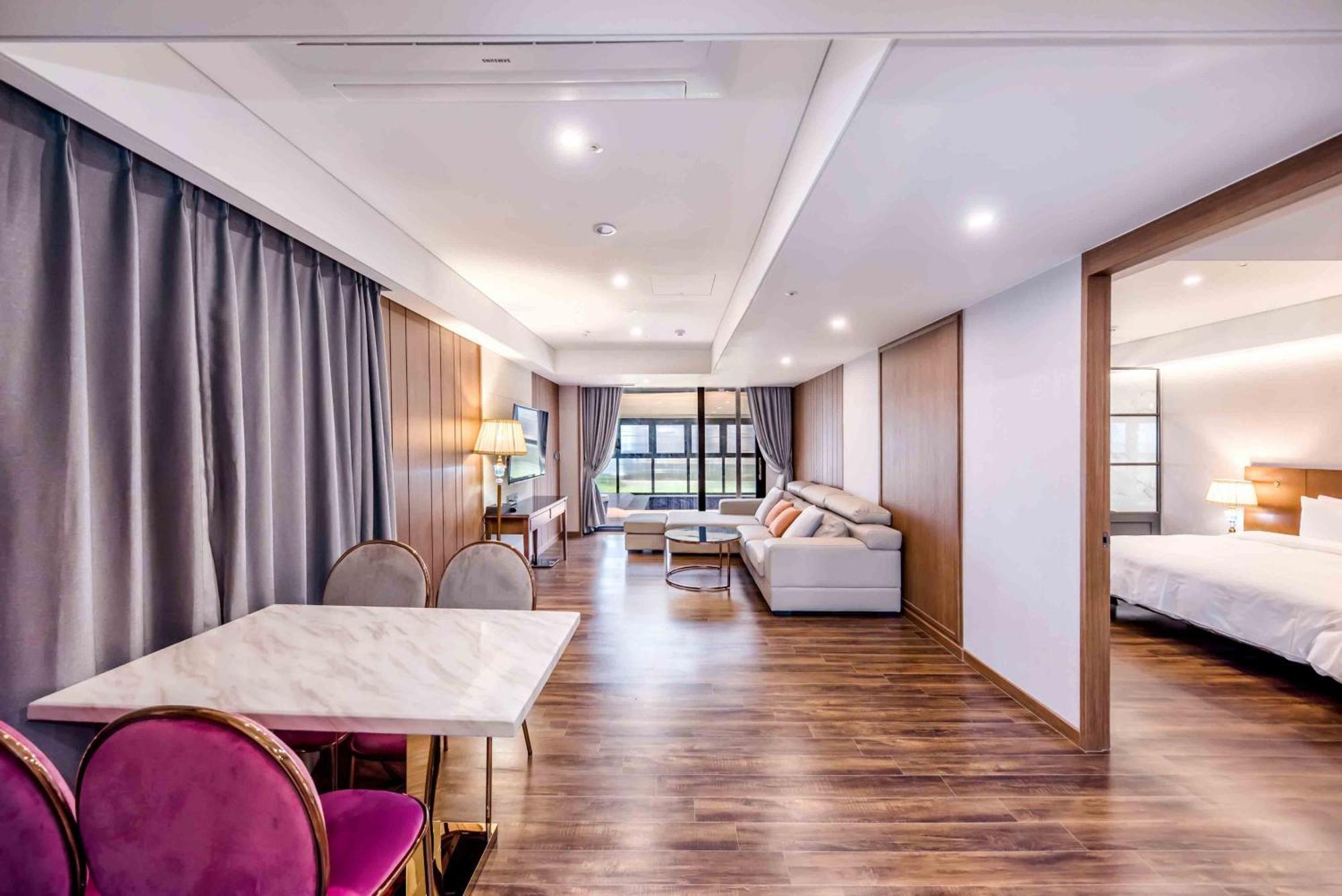 Dyne Oceano Hotel Jeju Buitenkant foto