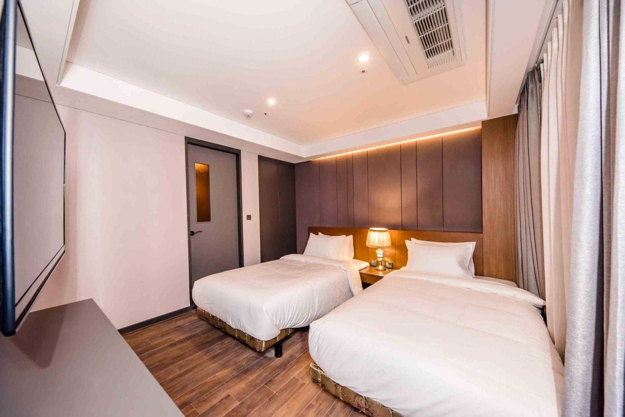 Dyne Oceano Hotel Jeju Buitenkant foto