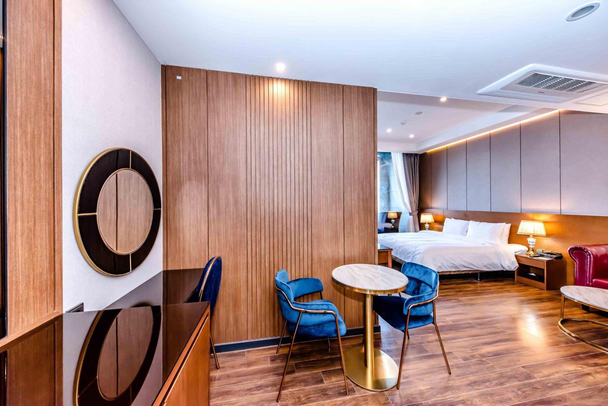 Dyne Oceano Hotel Jeju Buitenkant foto